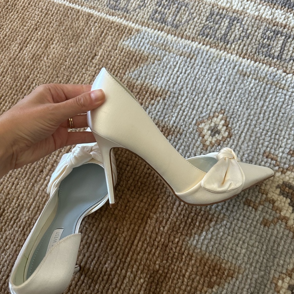 Fanz D'Orsay Pumps (New) size 7